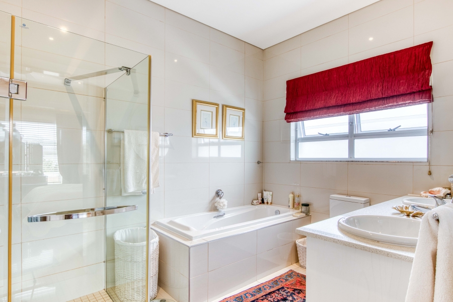 3 Bedroom Property for Sale in Fernwood Western Cape